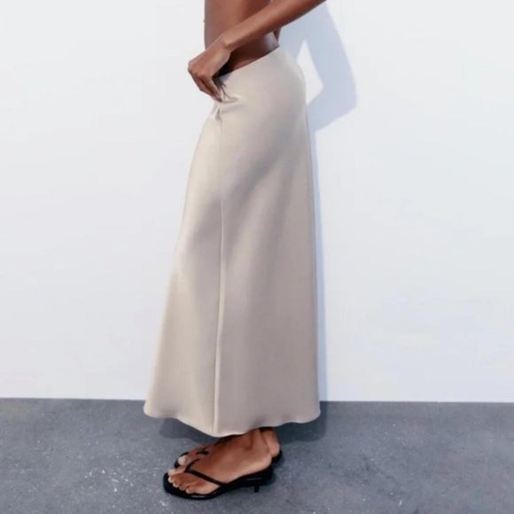 ZARA SATIN EFFECT MIDI SKIRT - Picture 3 of 5